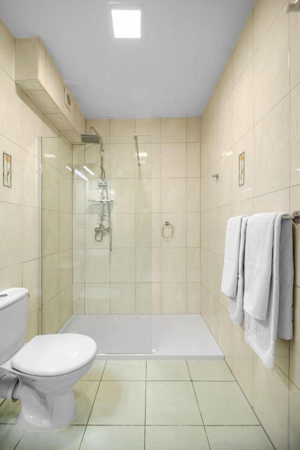 Taaakaryba Hotell Kołobrzeg Eksteriør bilde